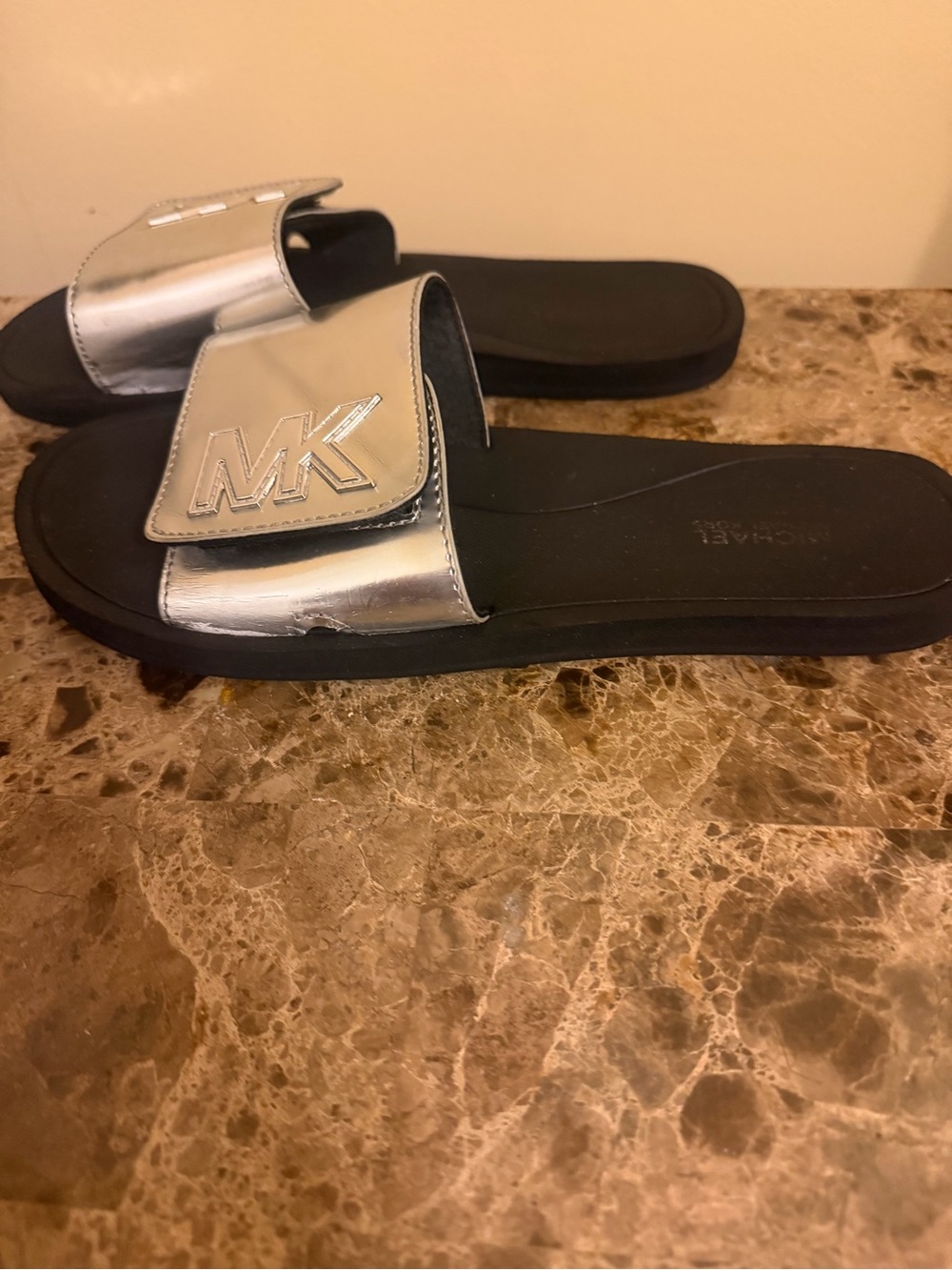 Michael Kors Women’s Metallic Silver Slides Velcro closure! - Picture 4 of 6